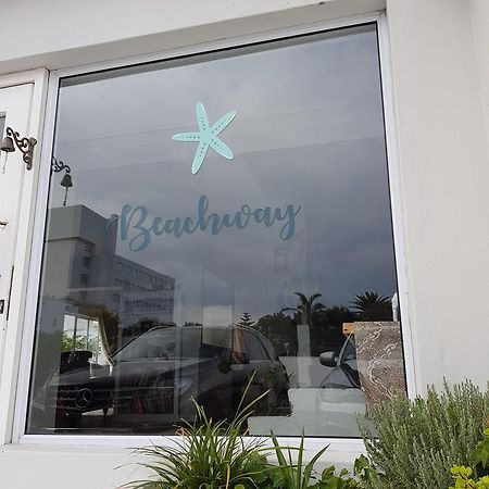 Beachway Guesthouse Port Elizabeth Ngoại thất bức ảnh
