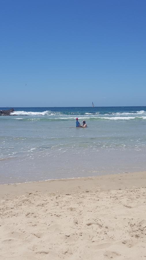 Beachway Guesthouse Port Elizabeth Ngoại thất bức ảnh