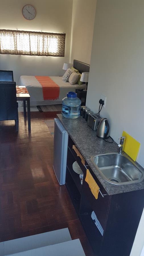 Beachway Guesthouse Port Elizabeth Ngoại thất bức ảnh