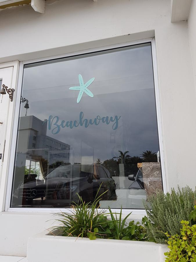 Beachway Guesthouse Port Elizabeth Ngoại thất bức ảnh